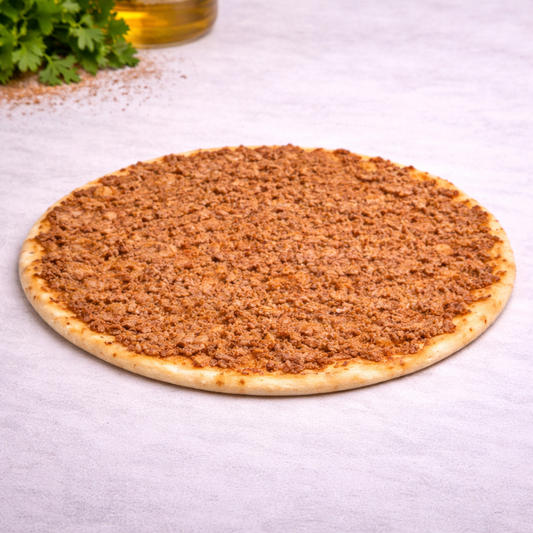 Lahm Bi Ajin\Meat\viande (served with fresh vegetables and pickles)